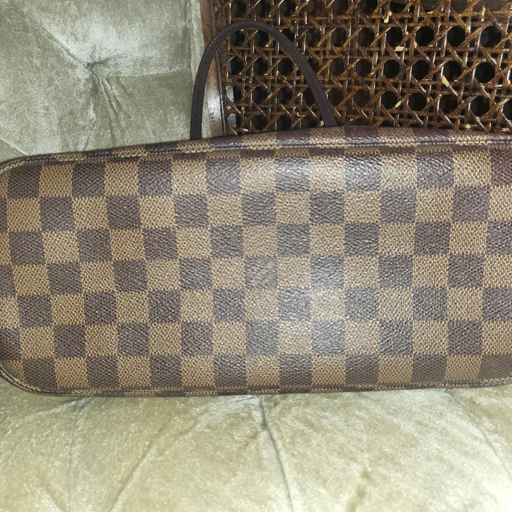 (SOLD)Authtnic Louis Vuitton Damier ebene neverful Pm - Picture 11 of 16
